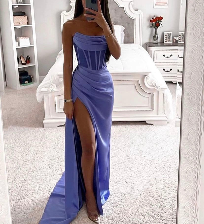 'Peri' Gown